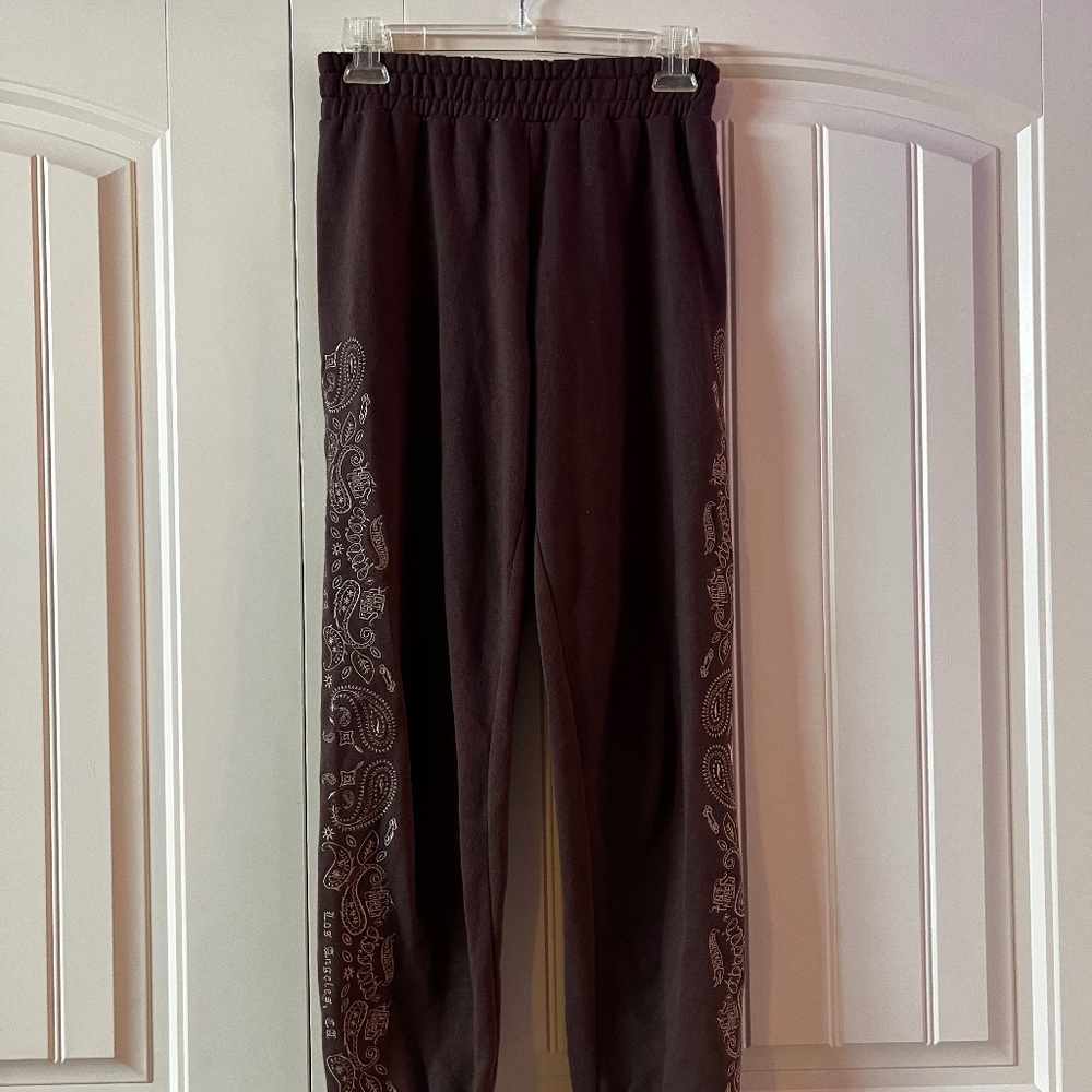 Brown Sweatpants with Tan Designs